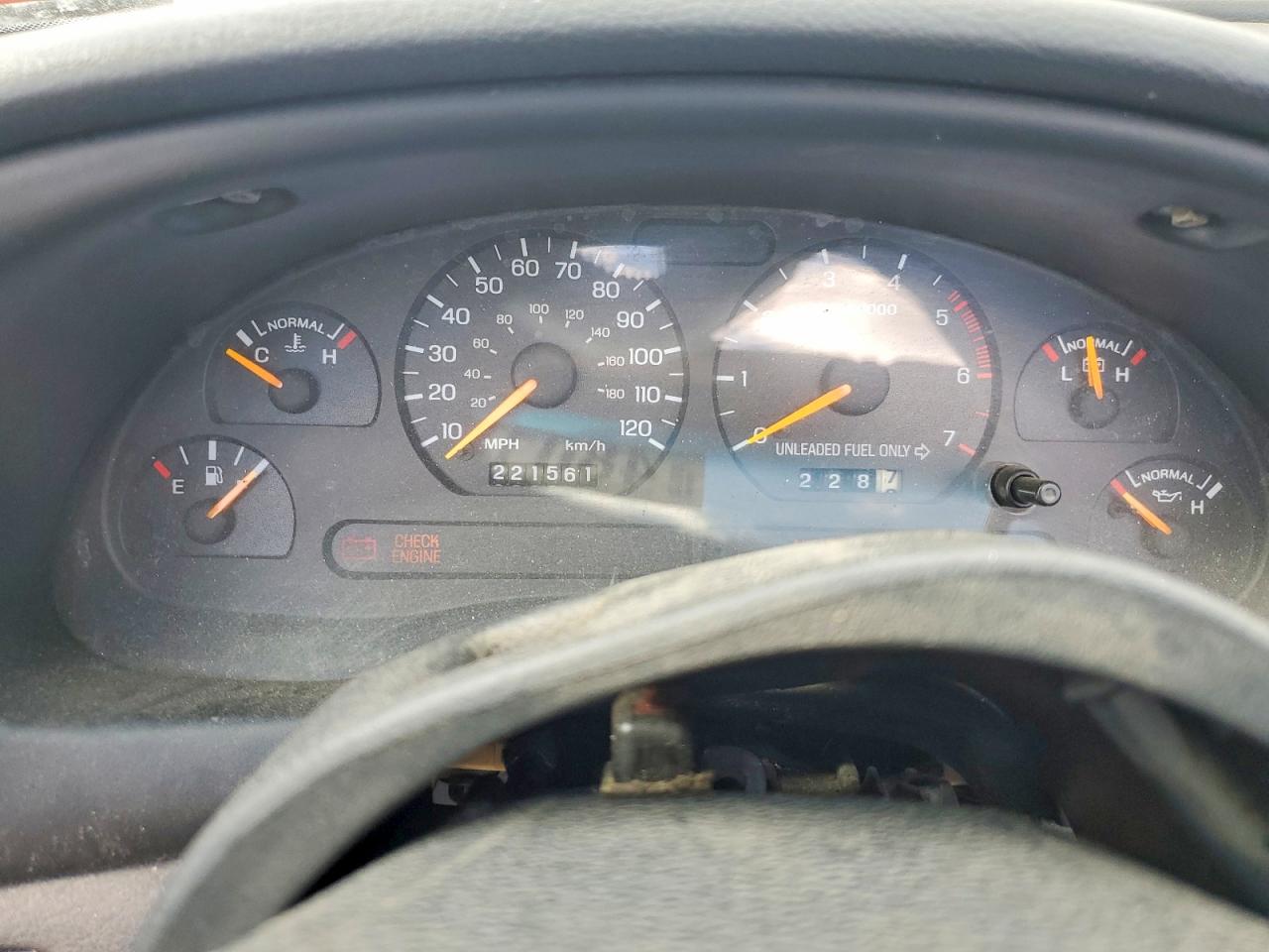 FORD MUSTANG 1998 — 10