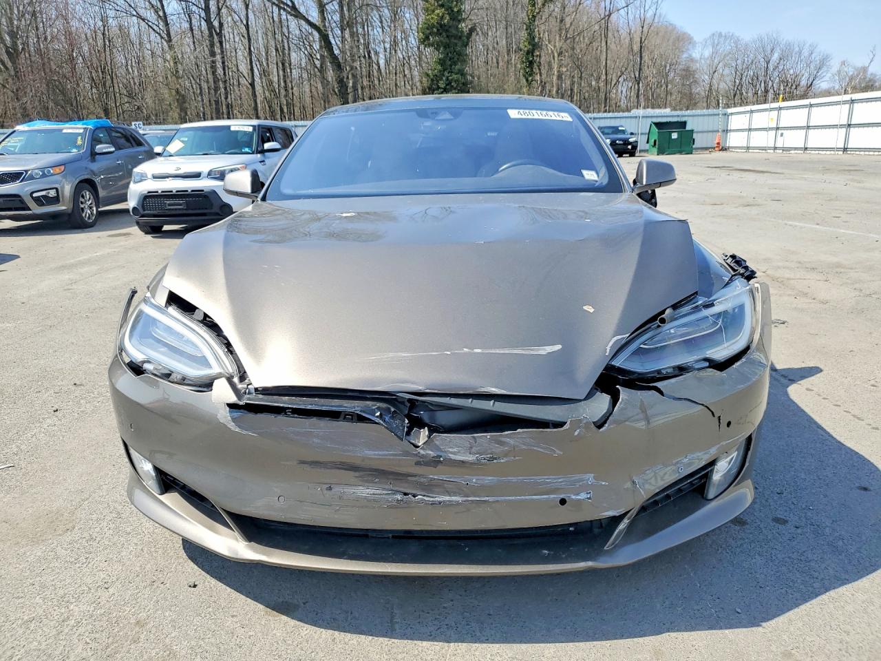 TESLA MODEL S 2016 — 6