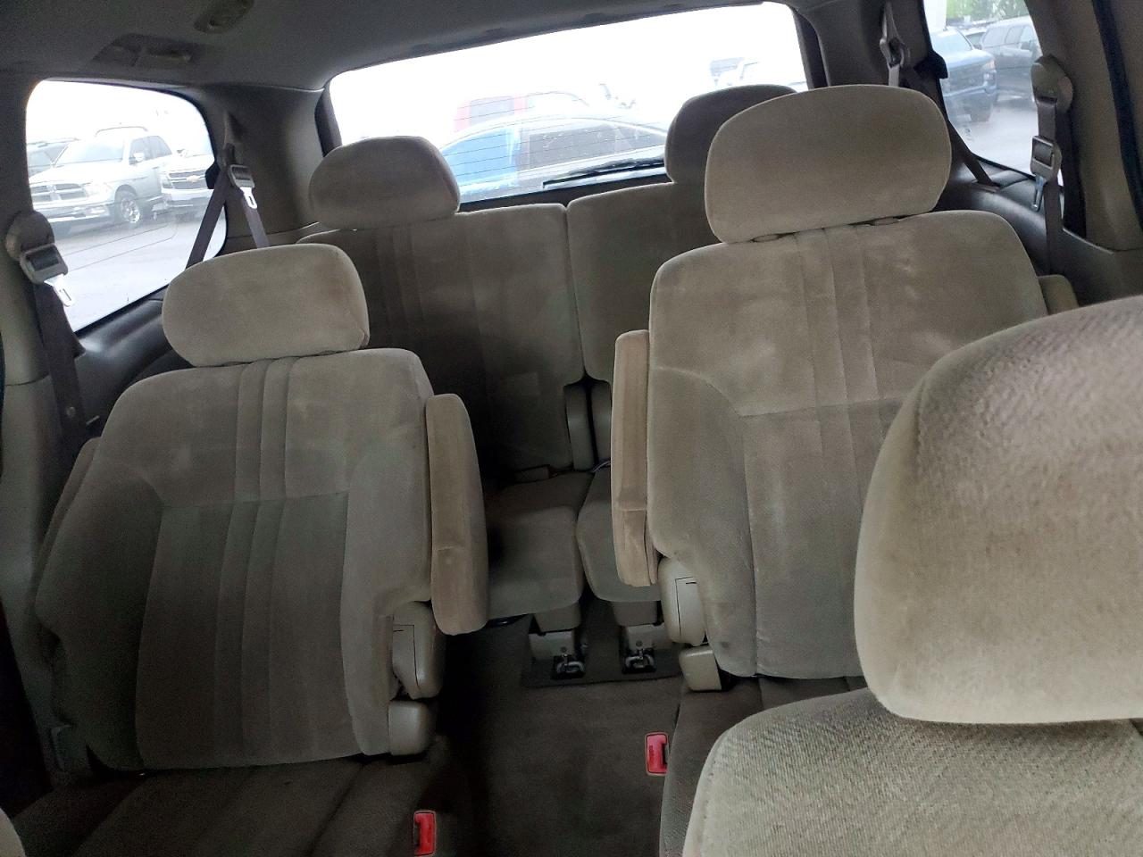TOYOTA SIENNA 2002 — 11