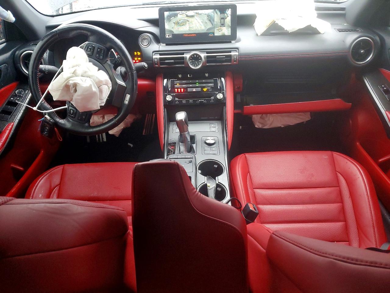 LEXUS IS 350 2021 — 9