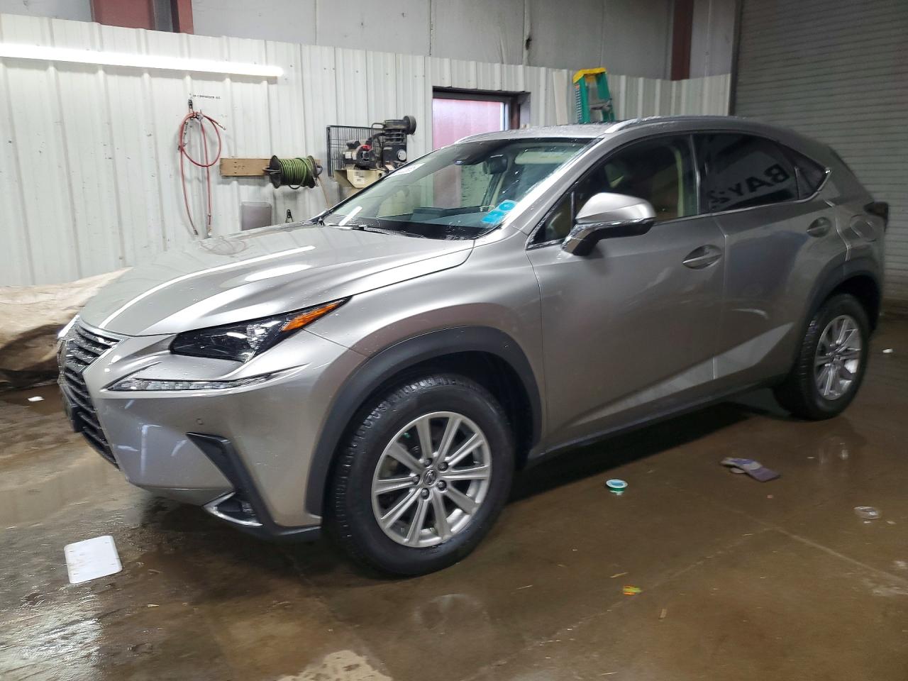 LEXUS NX 300 2021 — 2