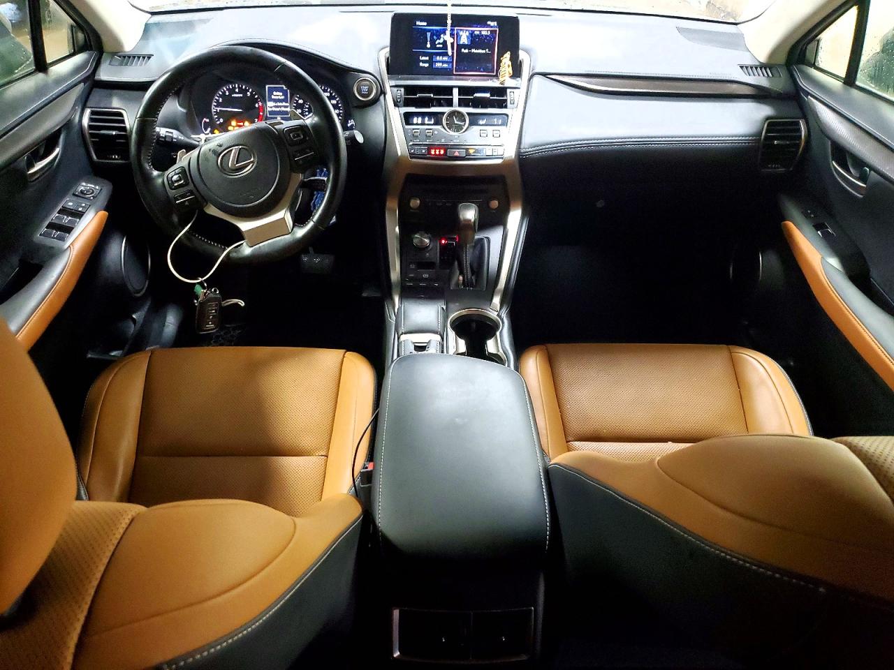 LEXUS NX 300 2021 — 9