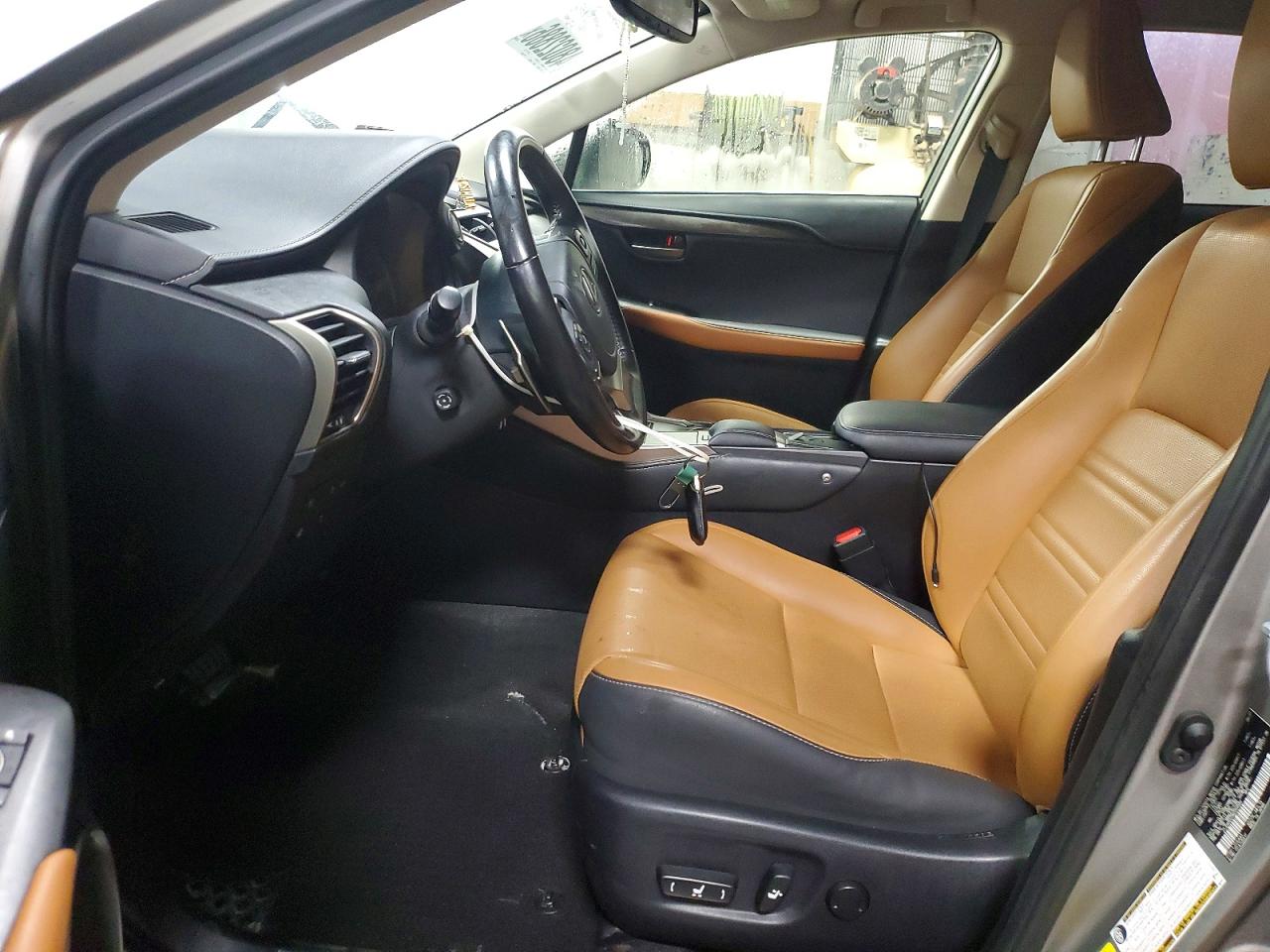 LEXUS NX 300 2021 — 8