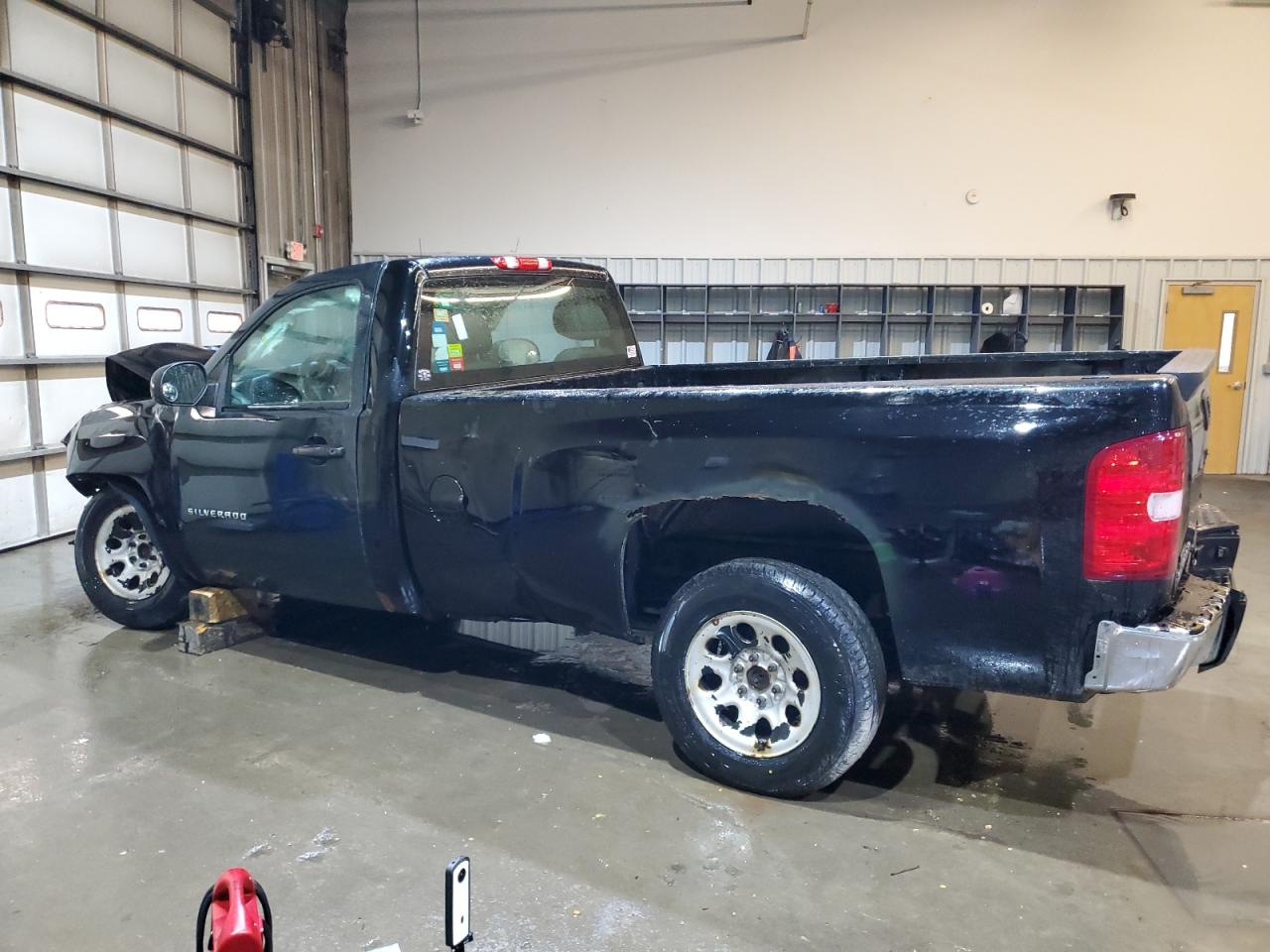 CHEVROLET SILVERADO 2011 — 3