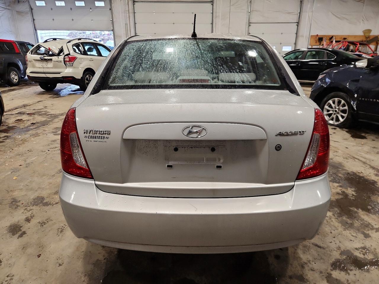 HYUNDAI ACCENT 2009 — 7