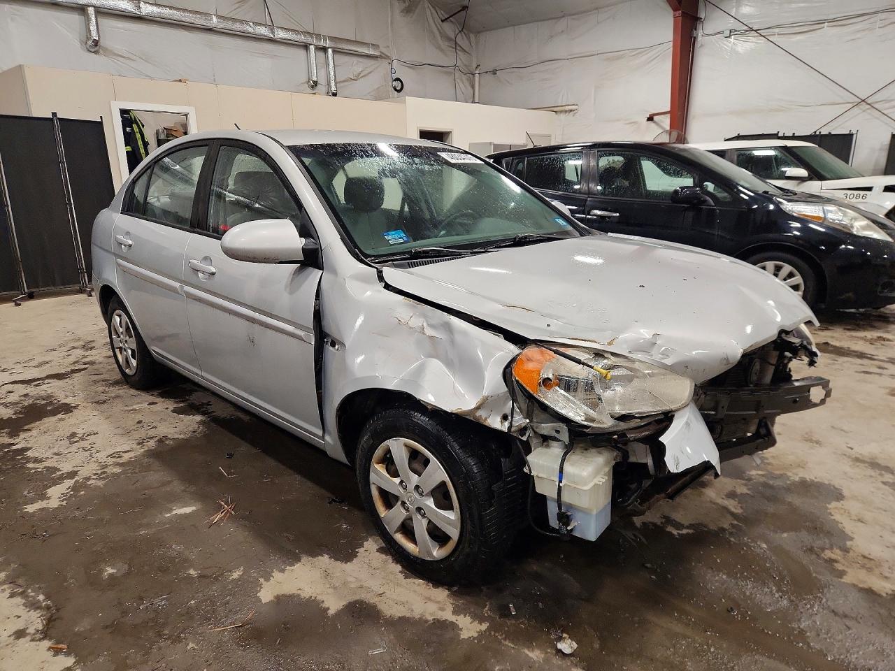 HYUNDAI ACCENT 2009 — 5