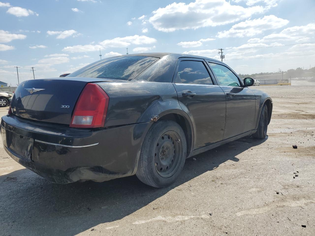 CHRYSLER 300 2005 — 4