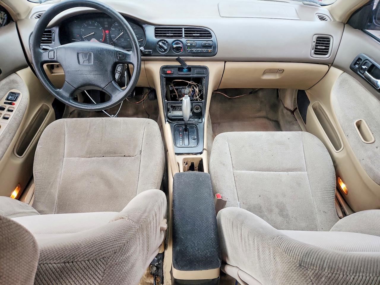 HONDA ACCORD 1995 — 9