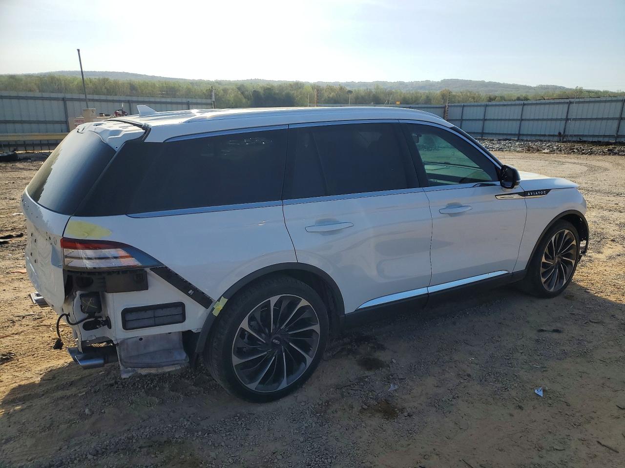 LINCOLN AVIATOR 2020 — 4