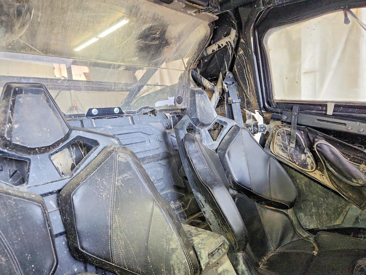 POLARIS RZR 2022 — 6