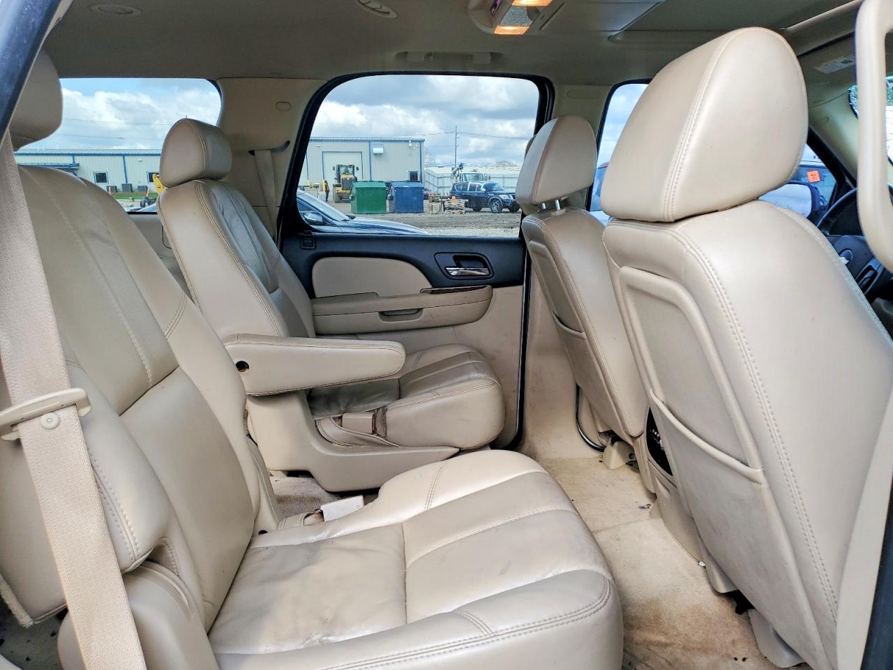 CHEVROLET TAHOE 2007 — 12