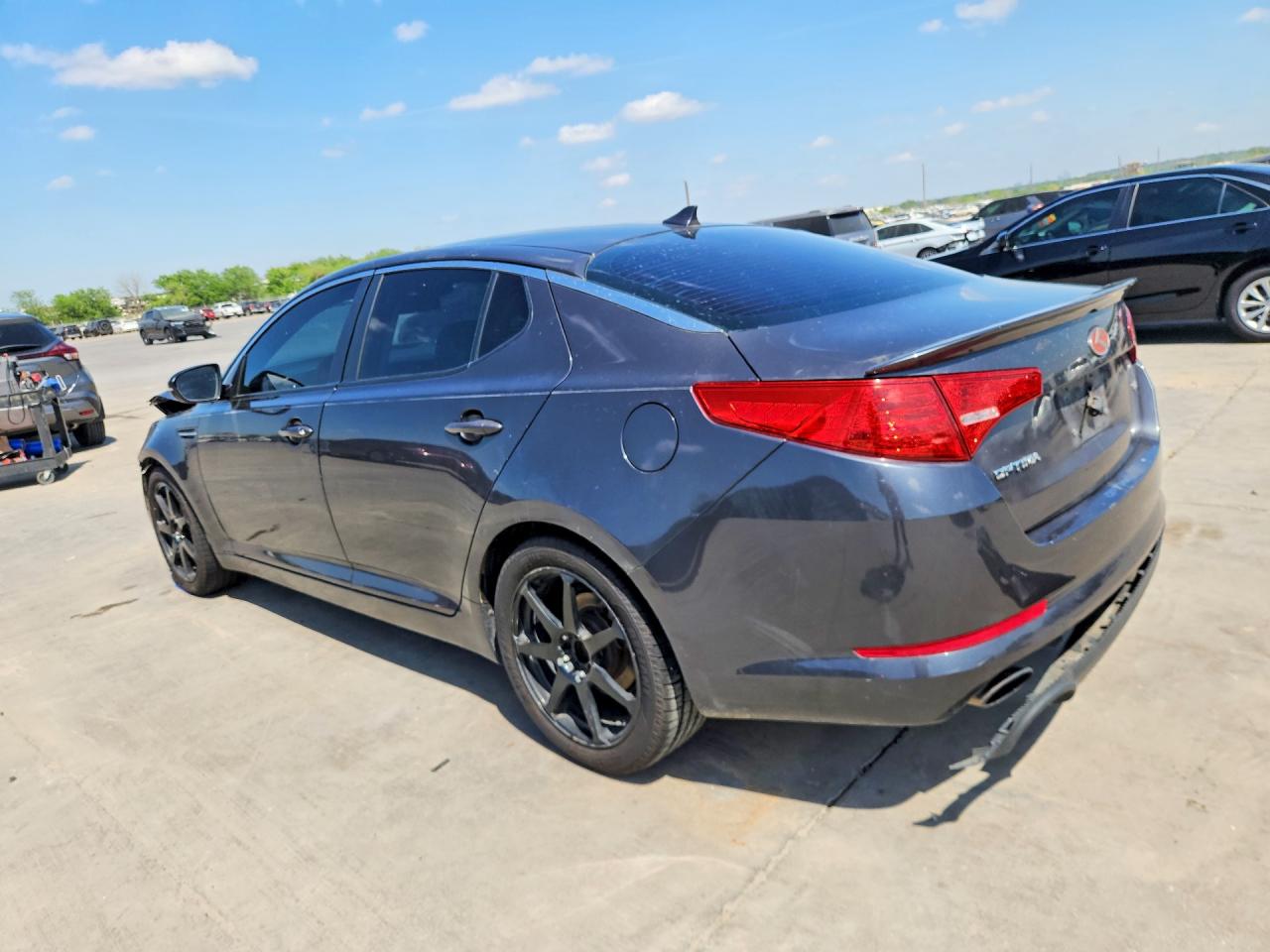 KIA OPTIMA 2011 — 3