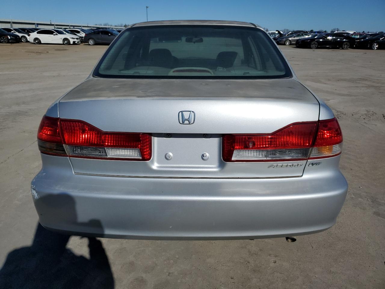 HONDA ACCORD 2002 — 7