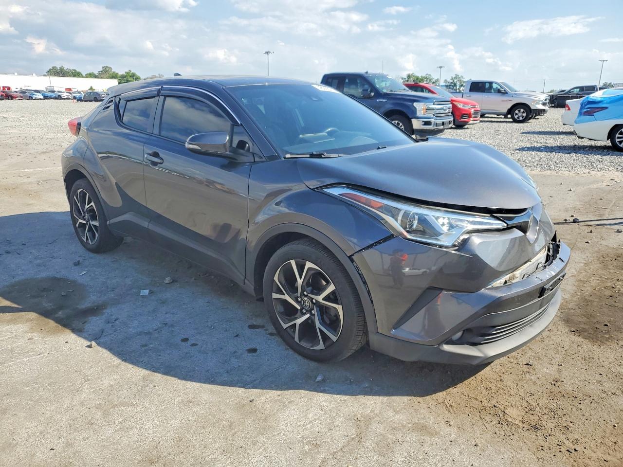 2018 TOYOTA C-HR XLE