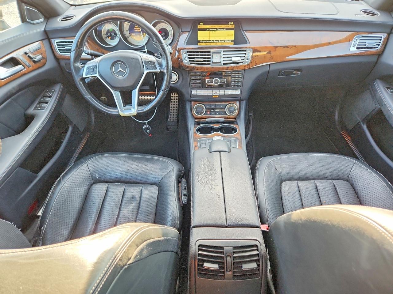 MERCEDES-BENZ CLS 2012 — 9