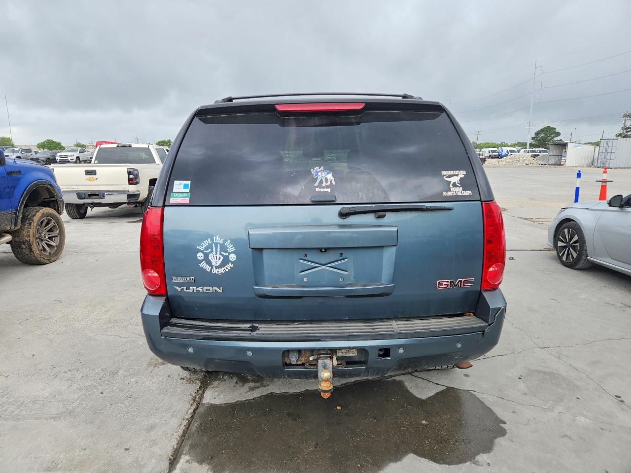 GMC YUKON 2010 — 7