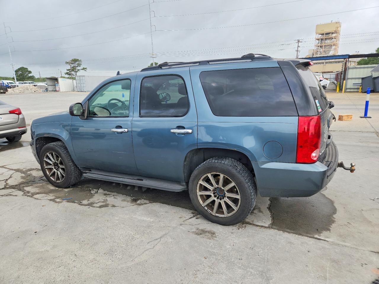 GMC YUKON 2010 — 3