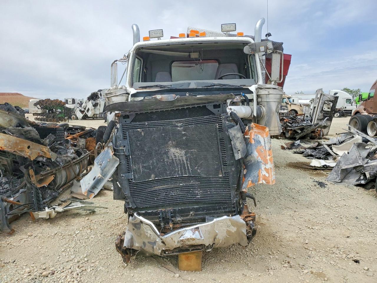 WESTERN STAR/AUTO CAR 4900 2011 — 10