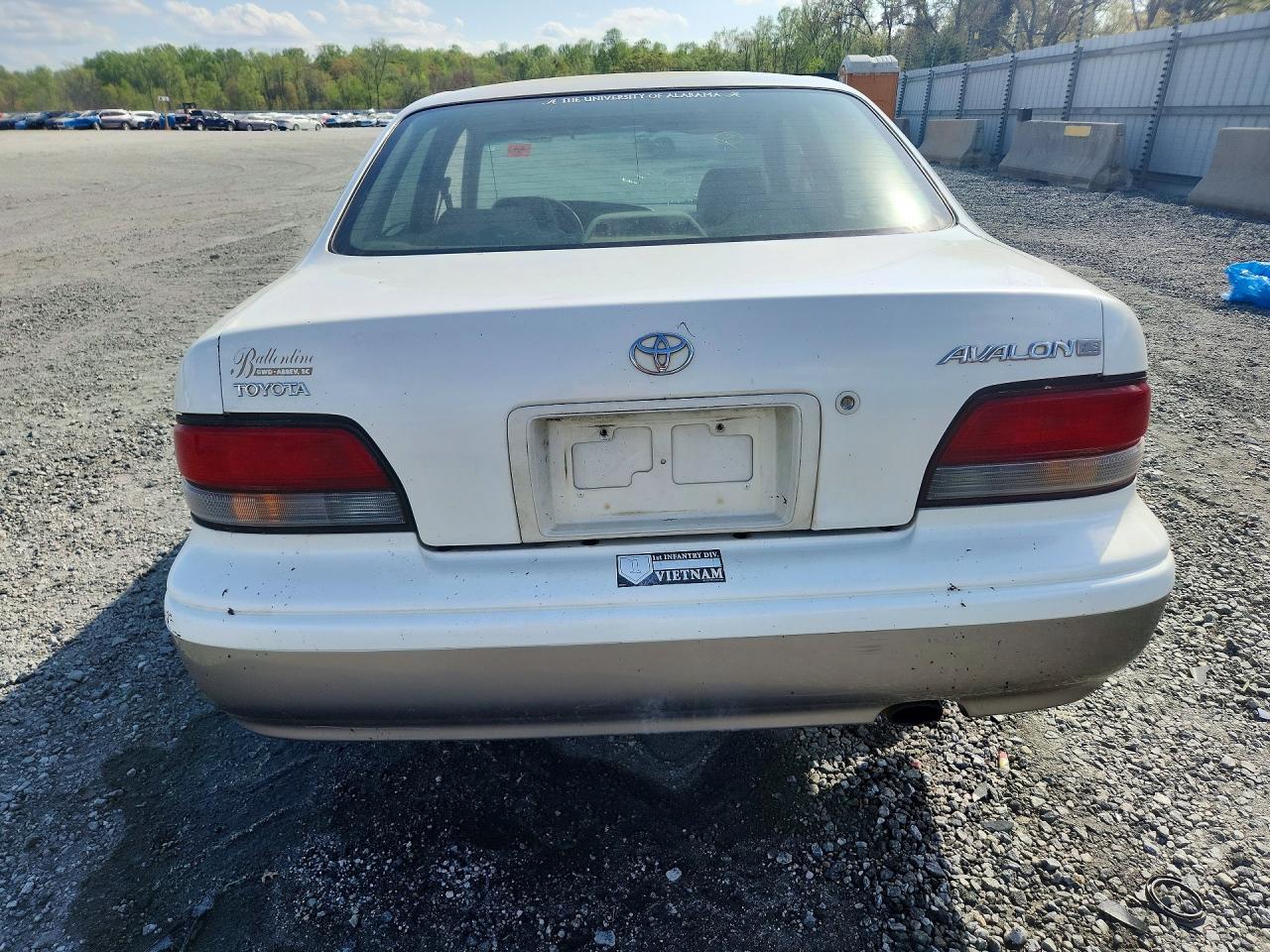 TOYOTA AVALON 1997 — 7