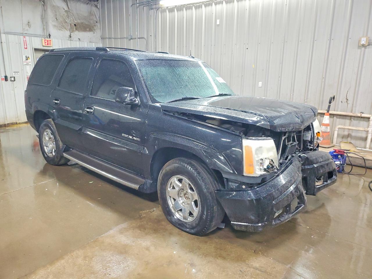 CADILLAC ESCALADE 2003 — 5