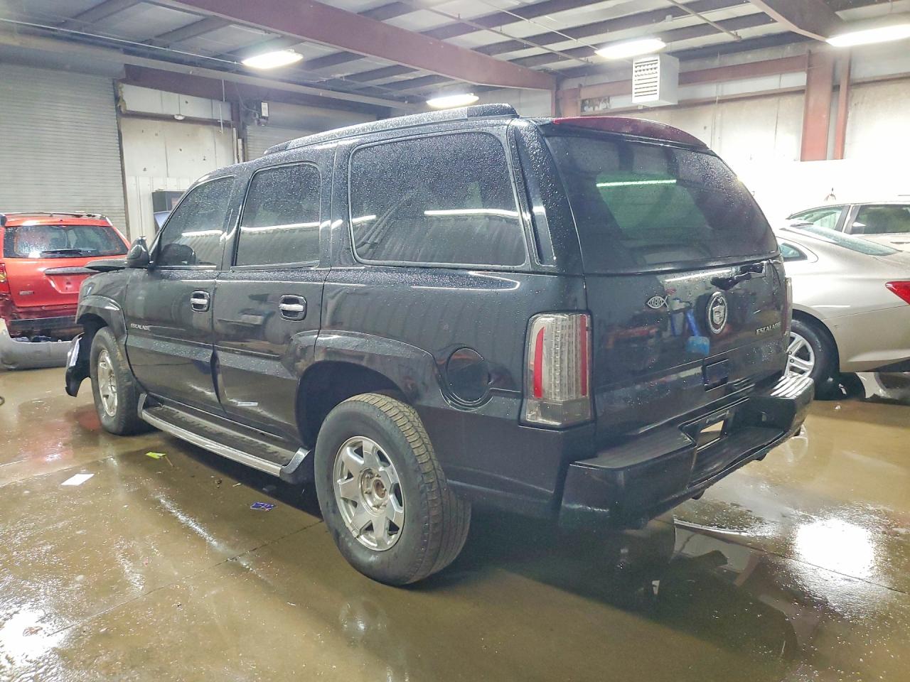 CADILLAC ESCALADE 2003 — 3