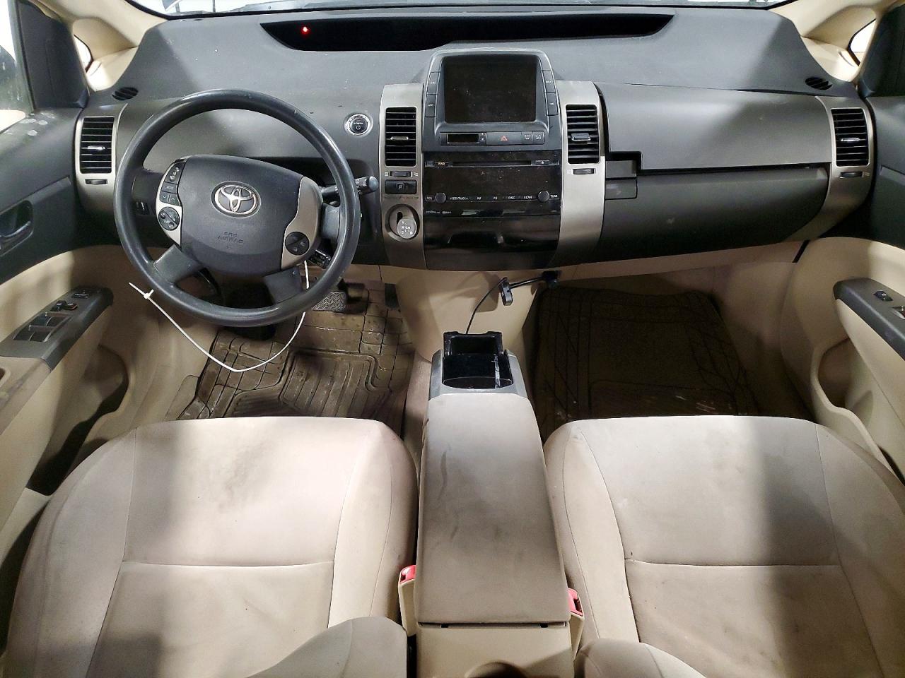 TOYOTA PRIUS 2004 — 9