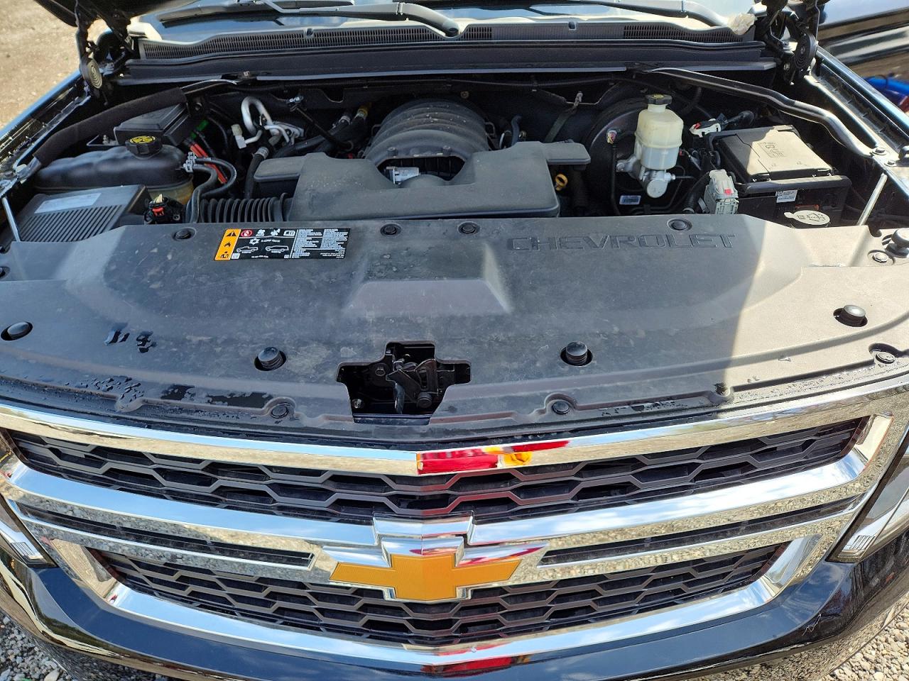 CHEVROLET SUBURBAN 2019 — 13