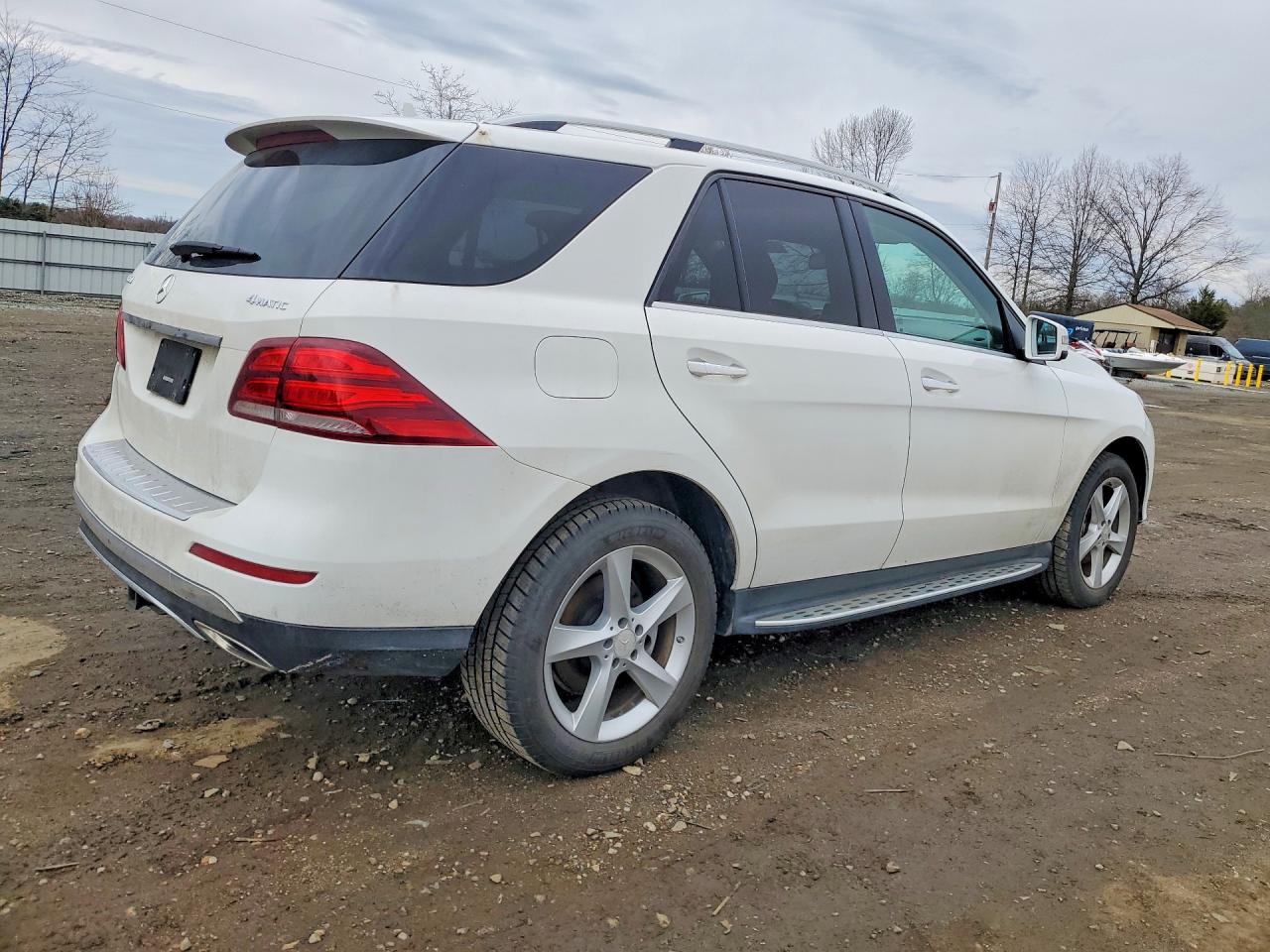 MERCEDES-BENZ GLE 2016 — 4