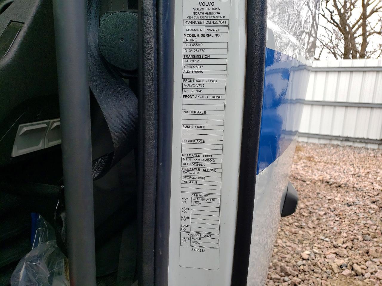 VOLVO VNL 2021 — 11