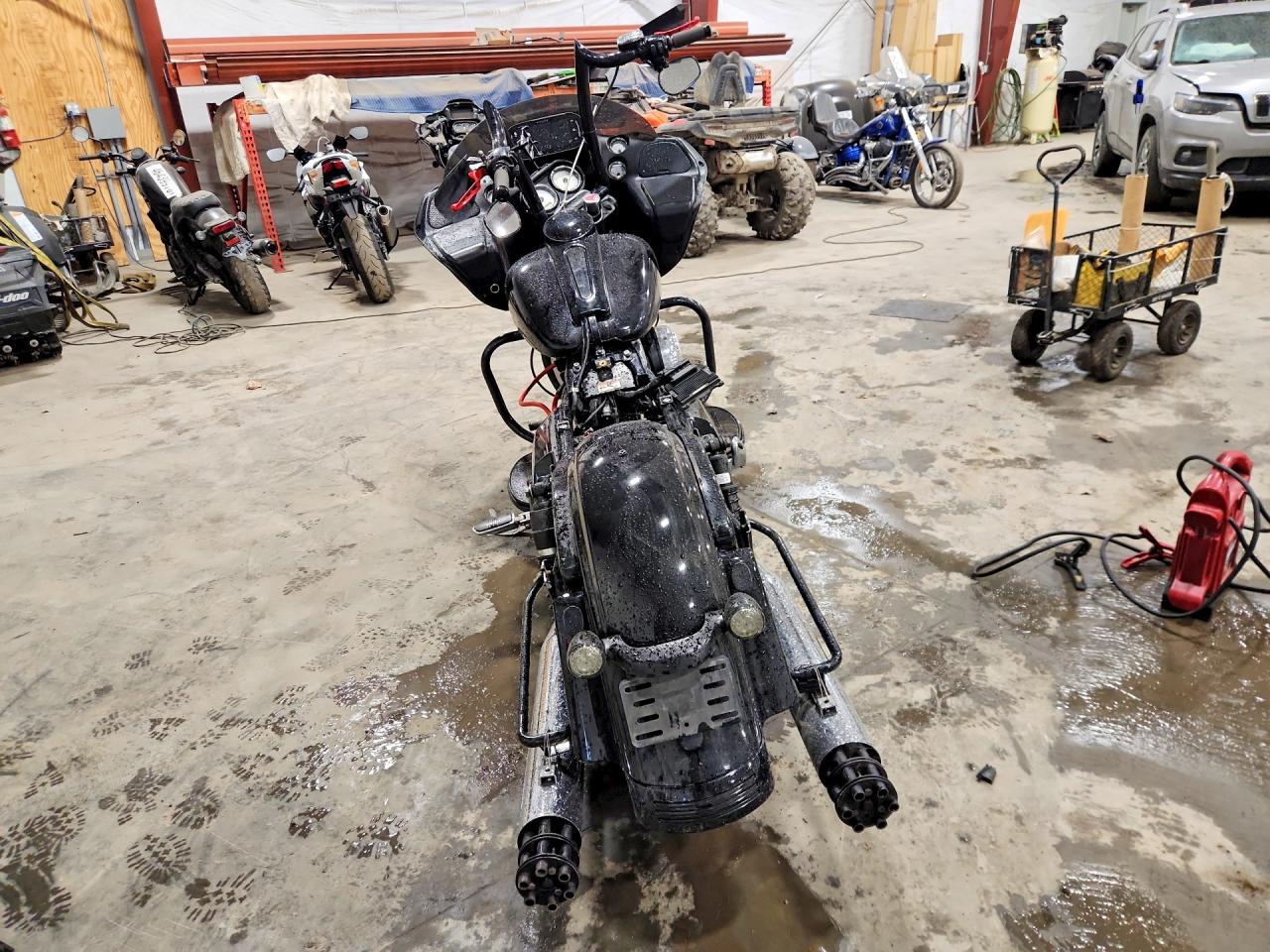 HARLEY-DAVIDSON FLTRX 2012 — 5