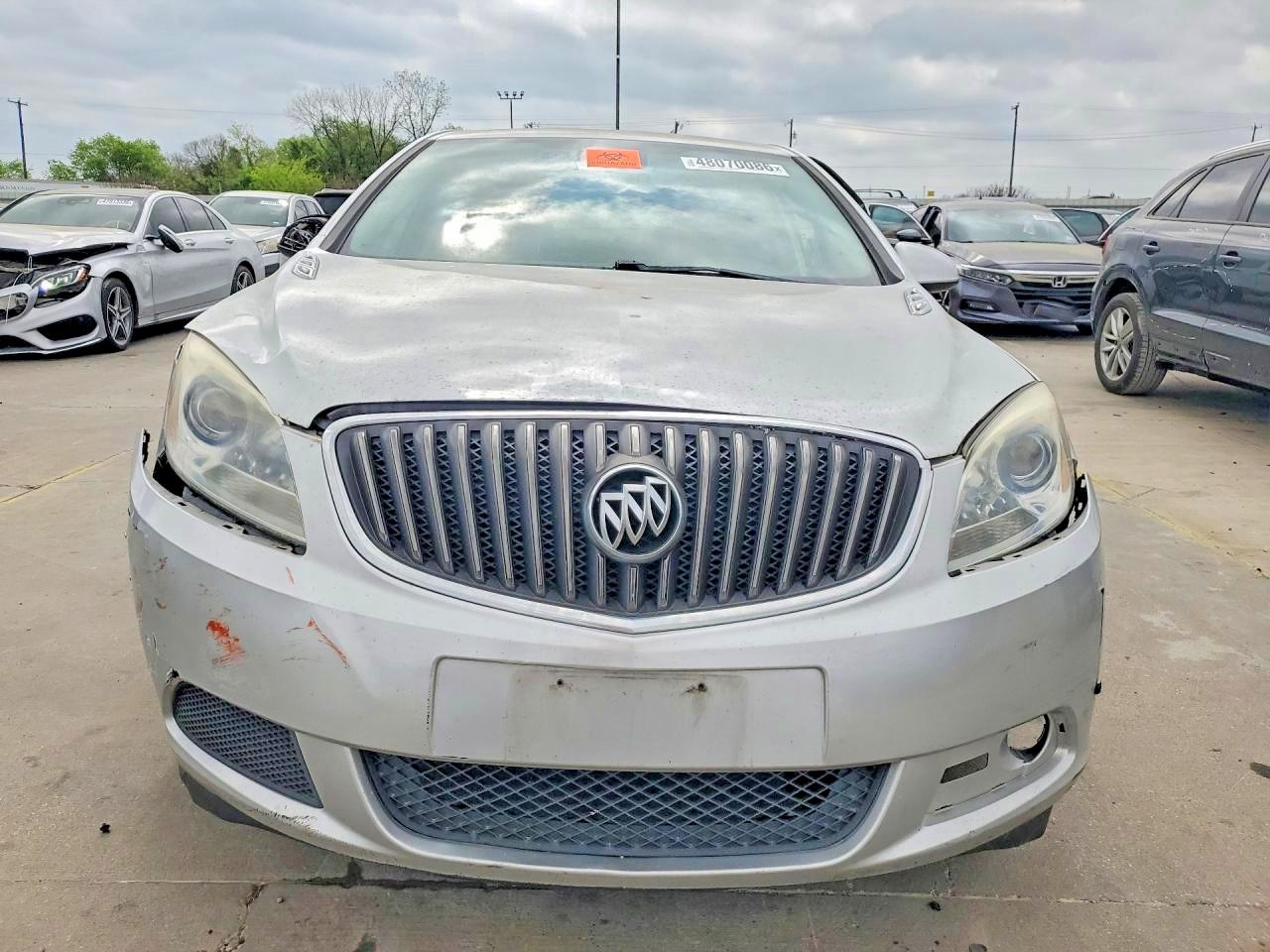 BUICK VERANO 2016 — 6