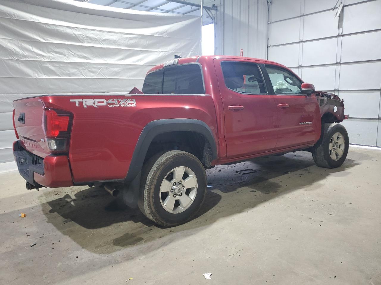 TOYOTA TACOMA 2018 — 4