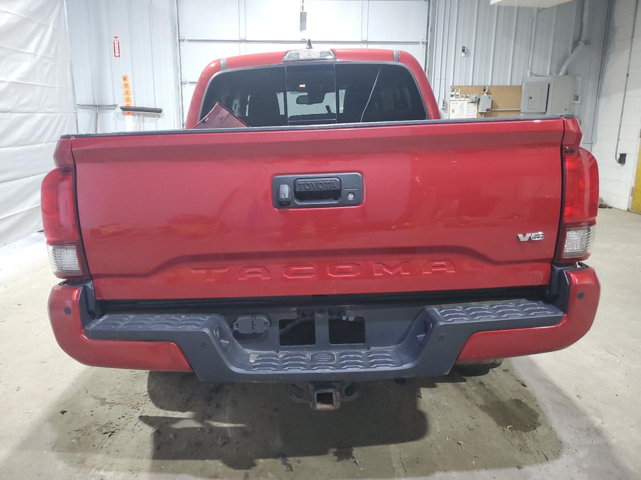 TOYOTA TACOMA 2018 — 7