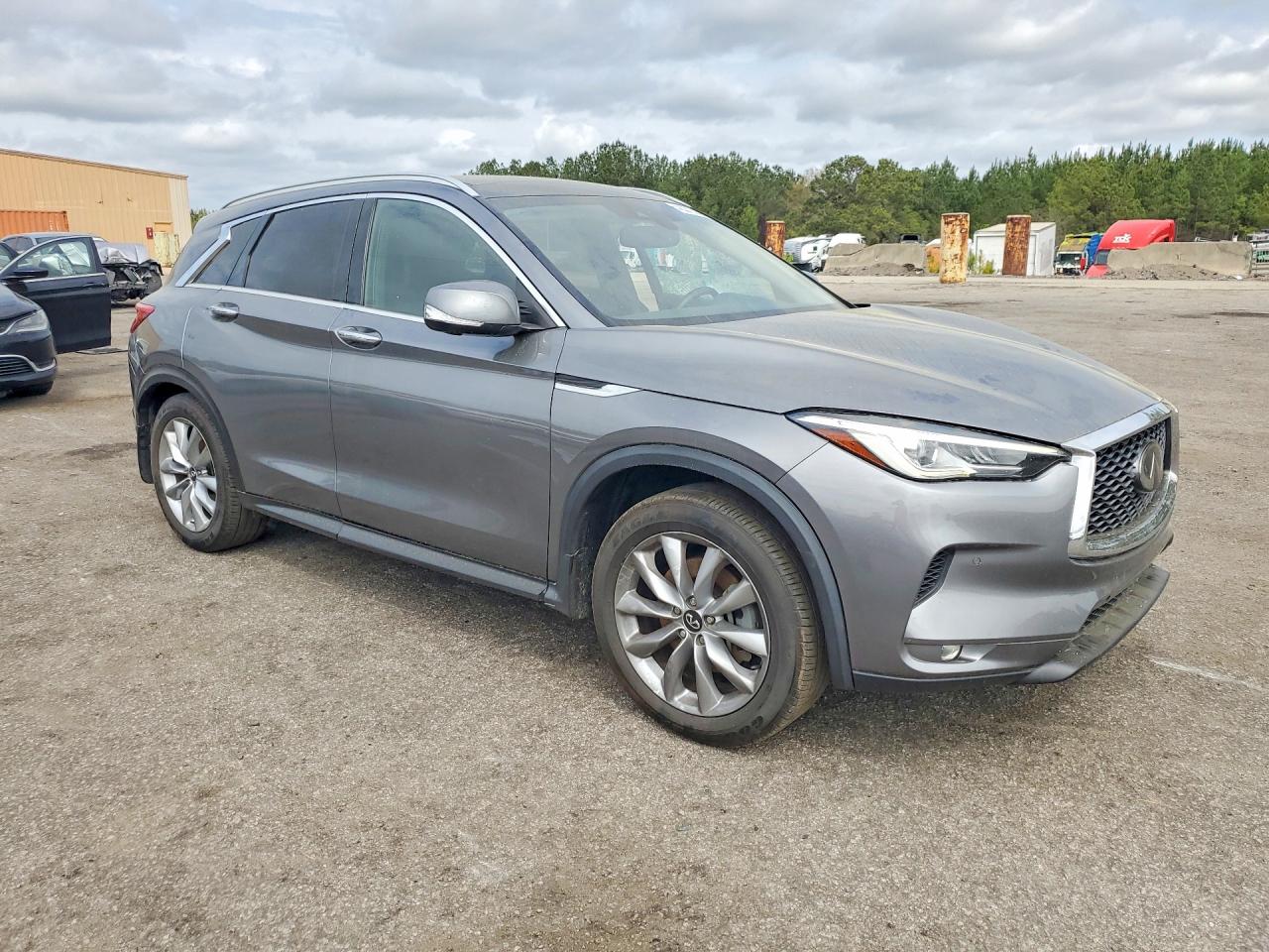 INFINITI QX50 2021 — 5
