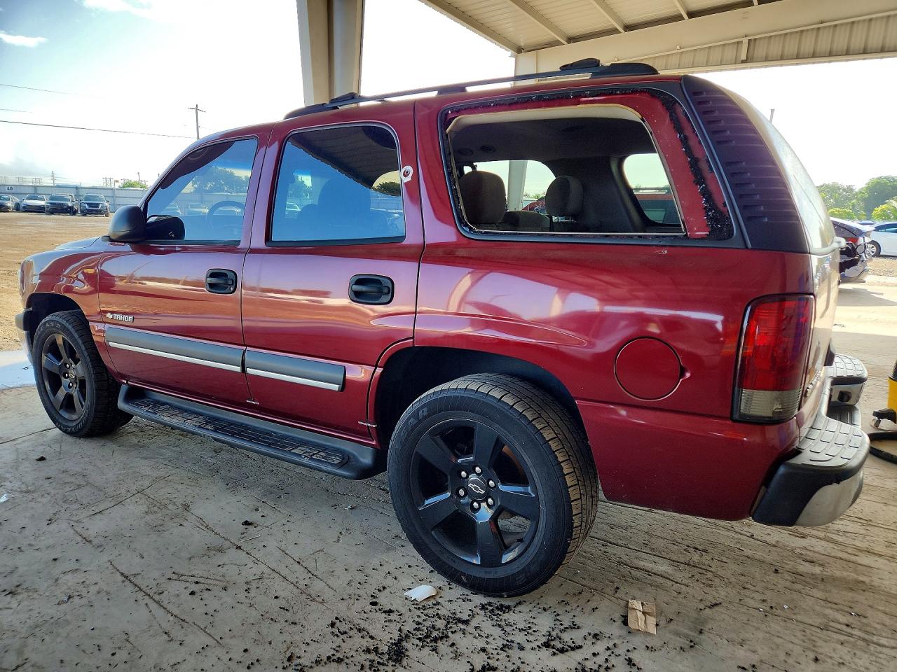CHEVROLET TAHOE 2003 — 3