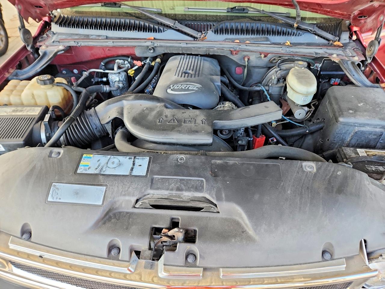CHEVROLET TAHOE 2003 — 13