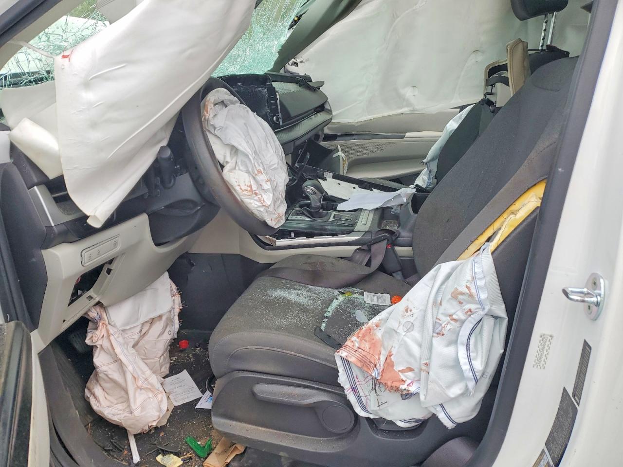 KIA CARNIVAL 2022 — 8
