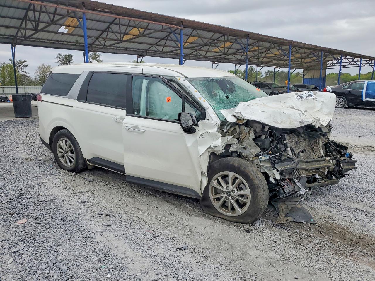 KIA CARNIVAL 2022 — 5