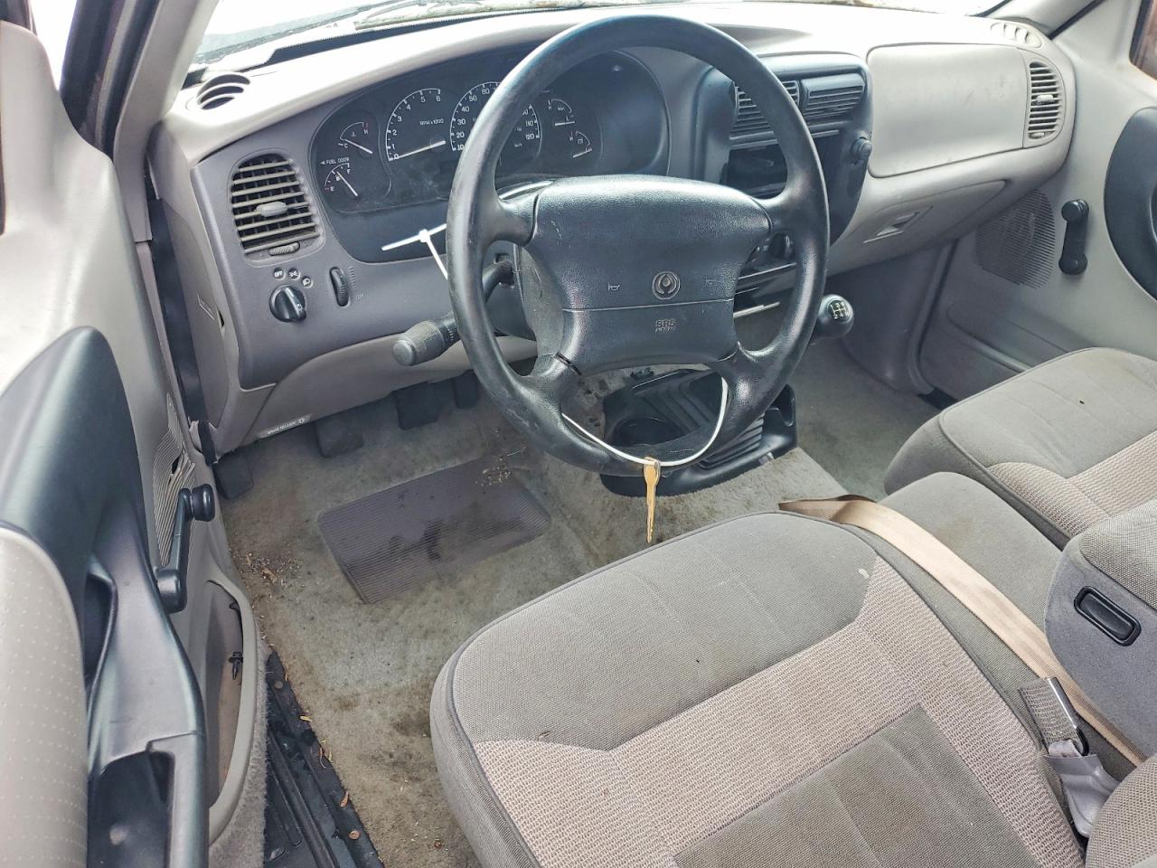 MAZDA B2300 1997 — 9