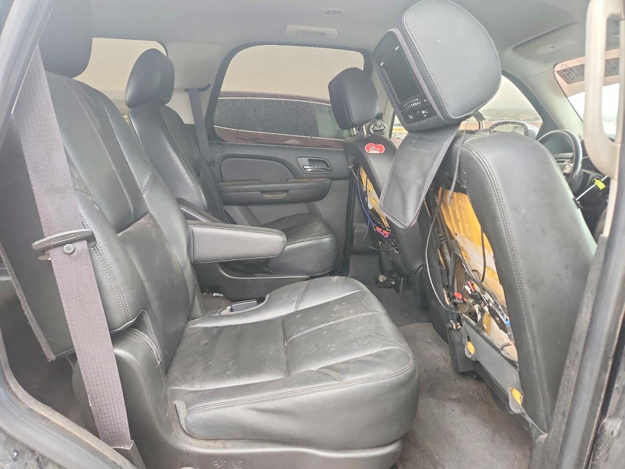 GMC YUKON 2012 — 12
