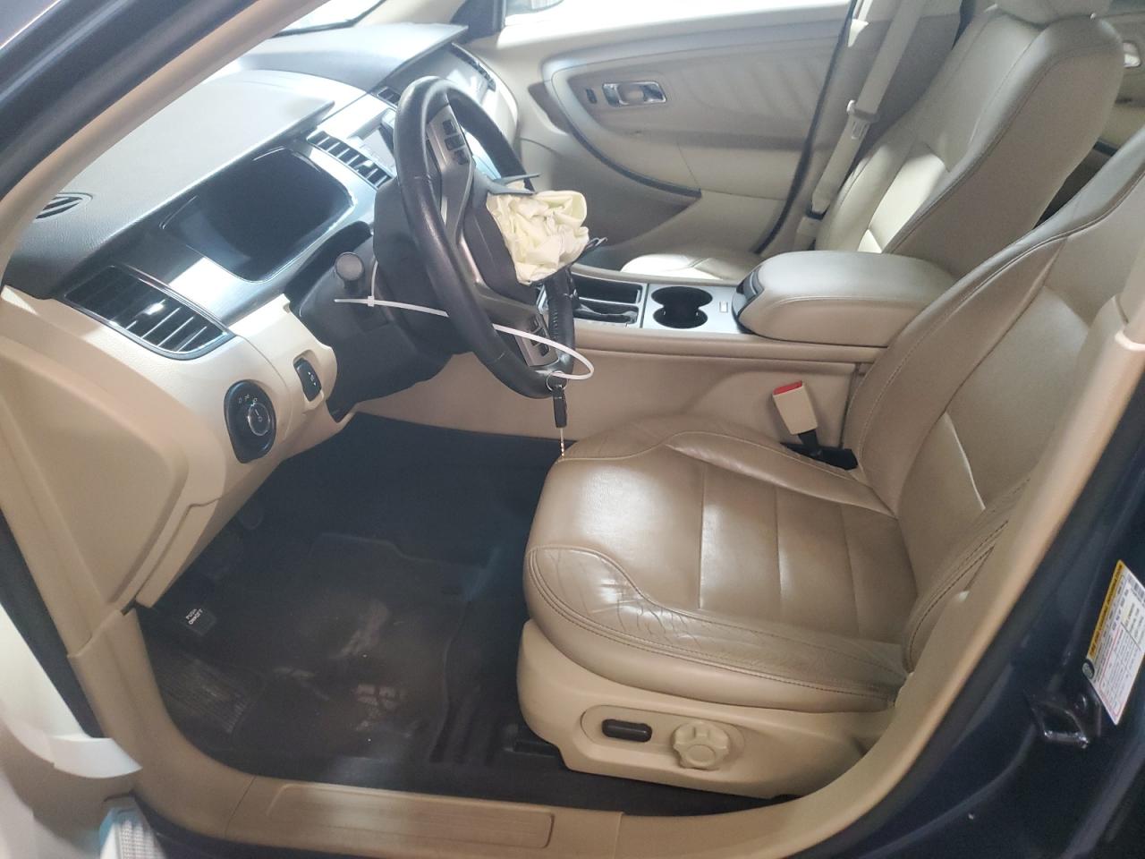 FORD TAURUS 2018 — 8