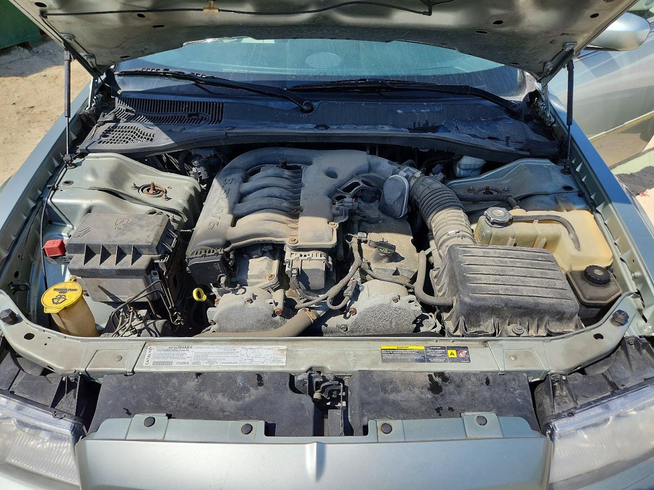 CHRYSLER 300 2006 — 12