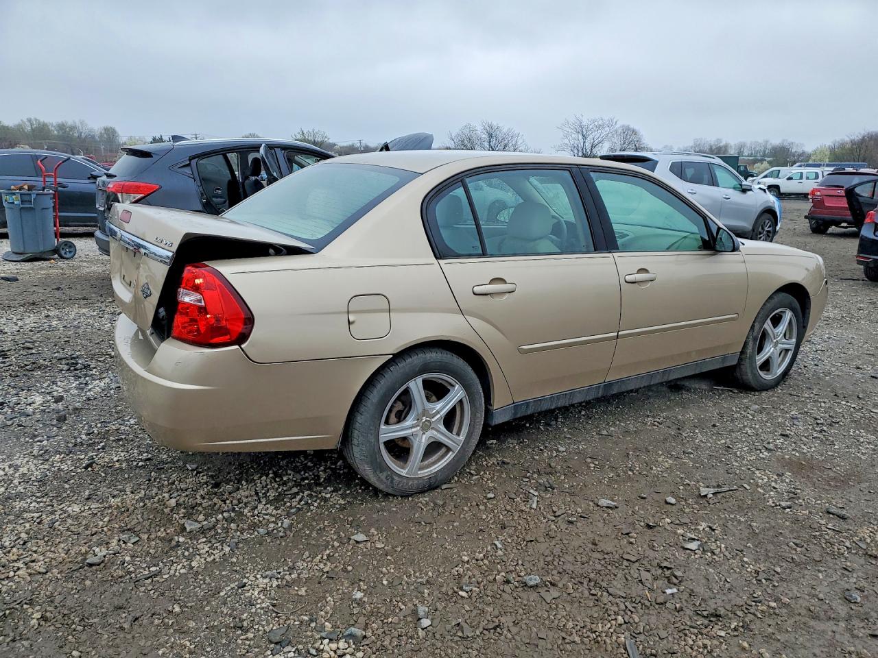 CHEVROLET MALIBU 2005 — 4