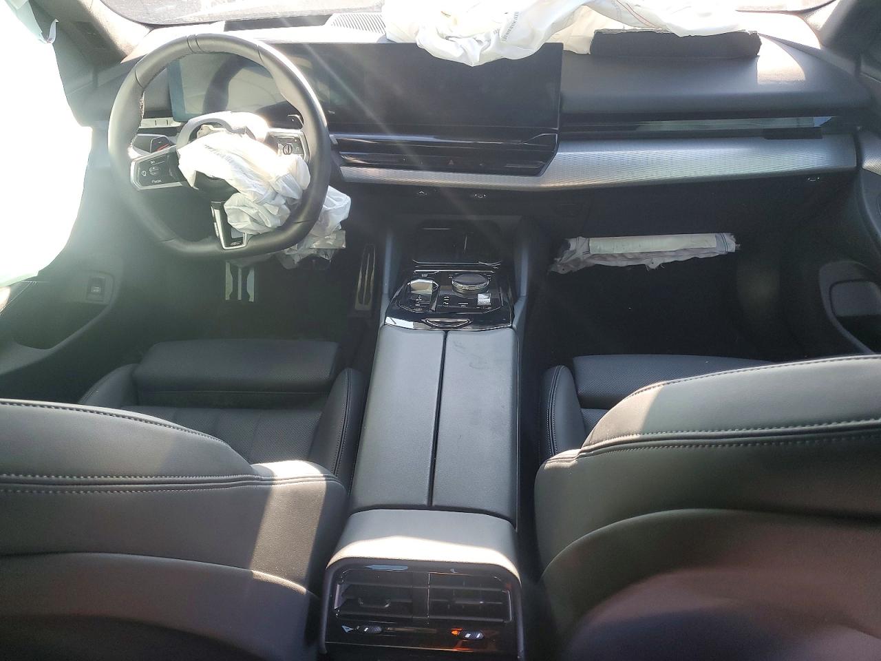 BMW 530 2024 — 9