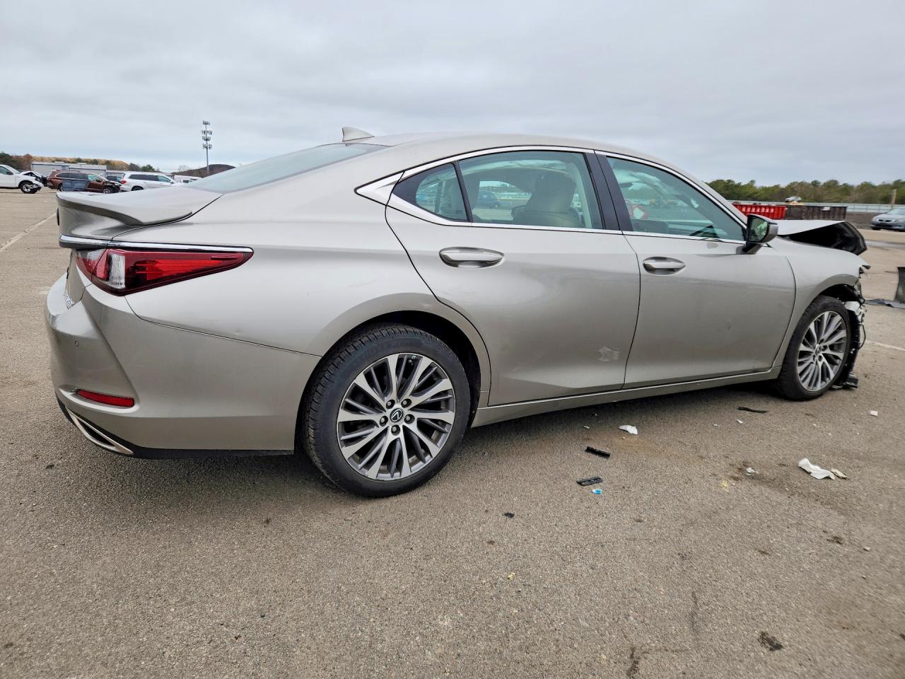 LEXUS ES 350 2020 — 4