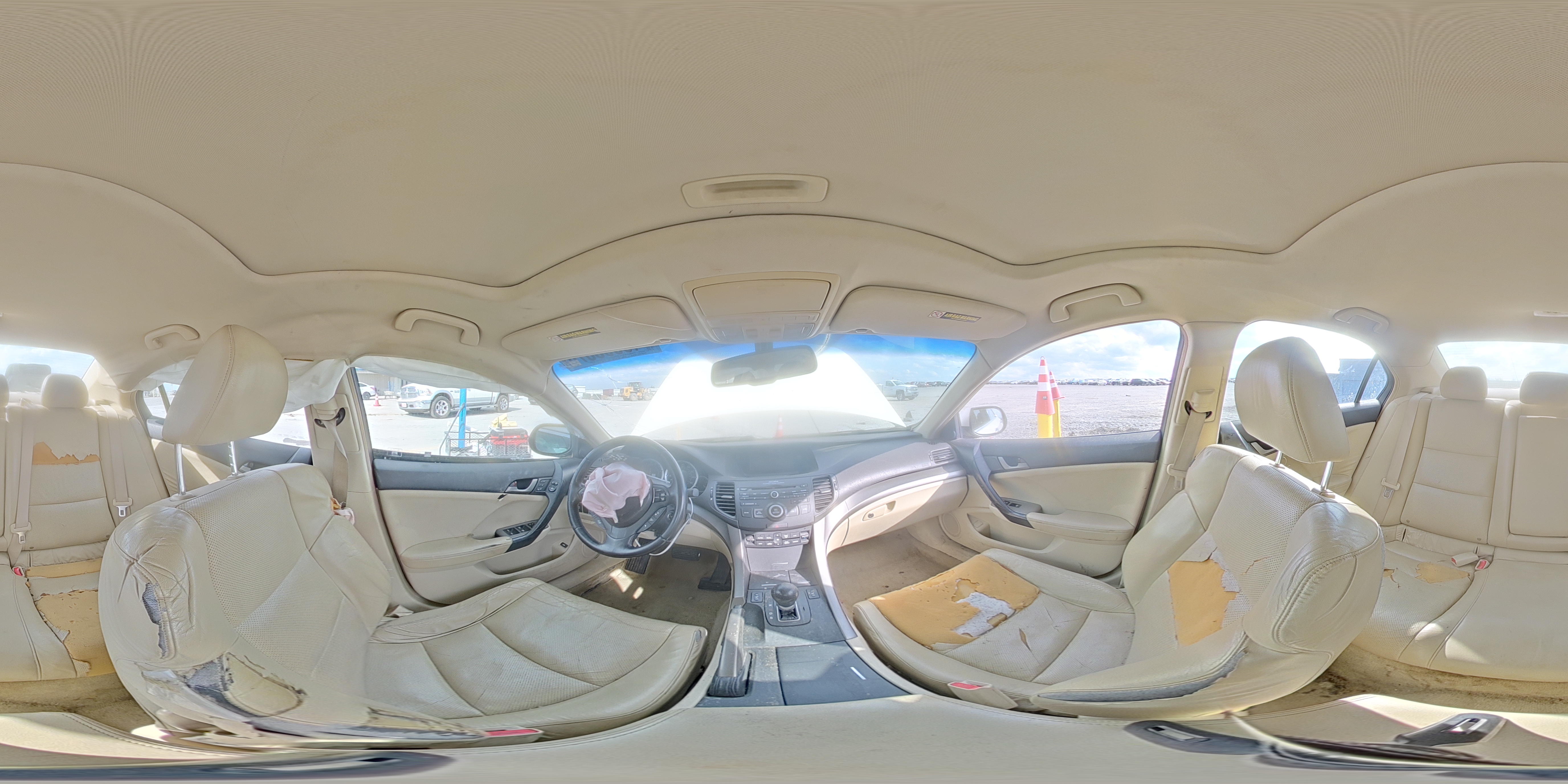 ACURA TSX 2010 — 14