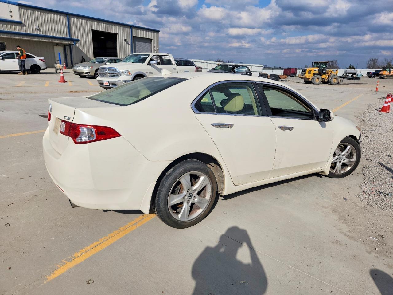 ACURA TSX 2010 — 4