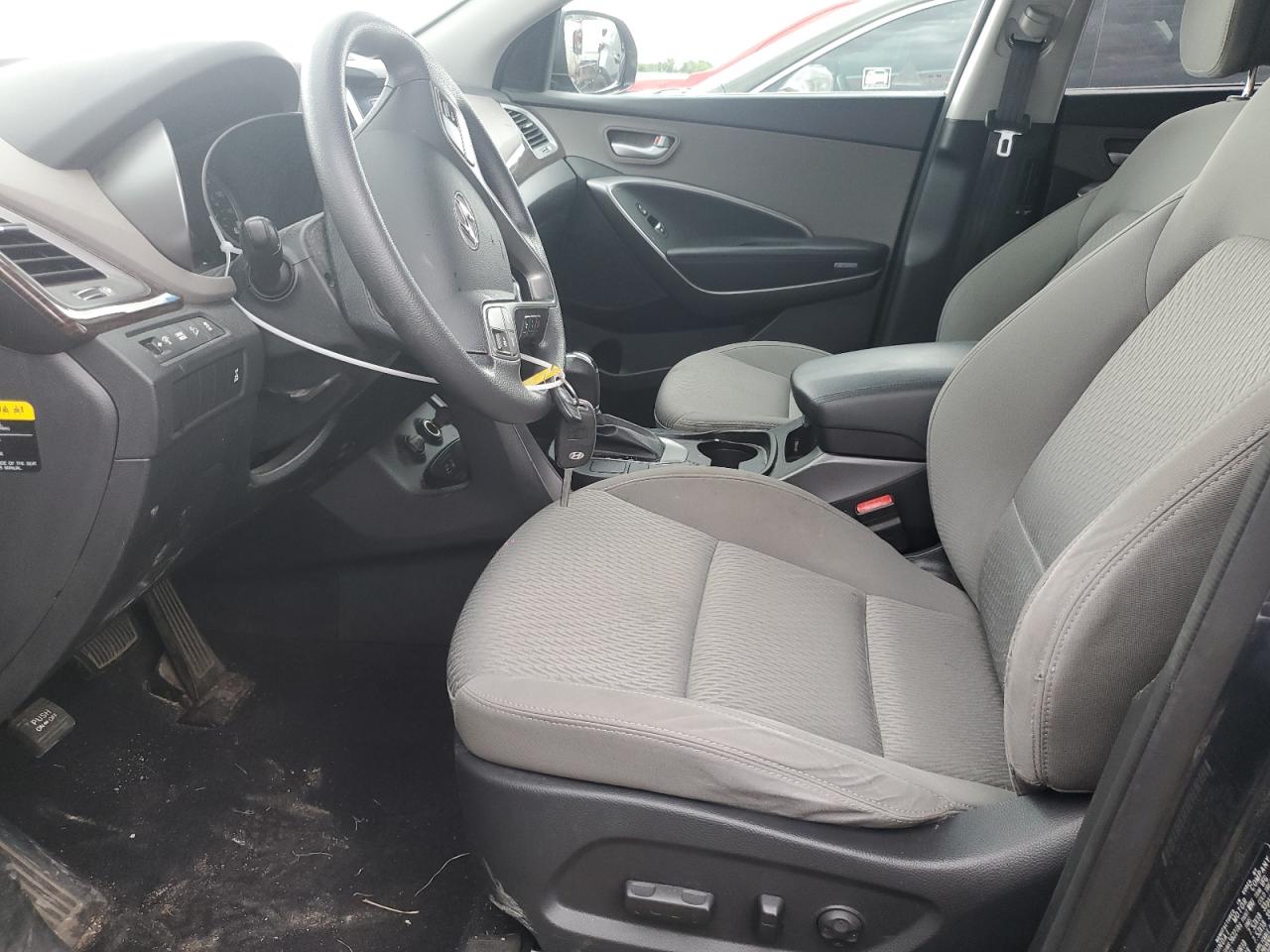 HYUNDAI SANTA FE 2017 — 8
