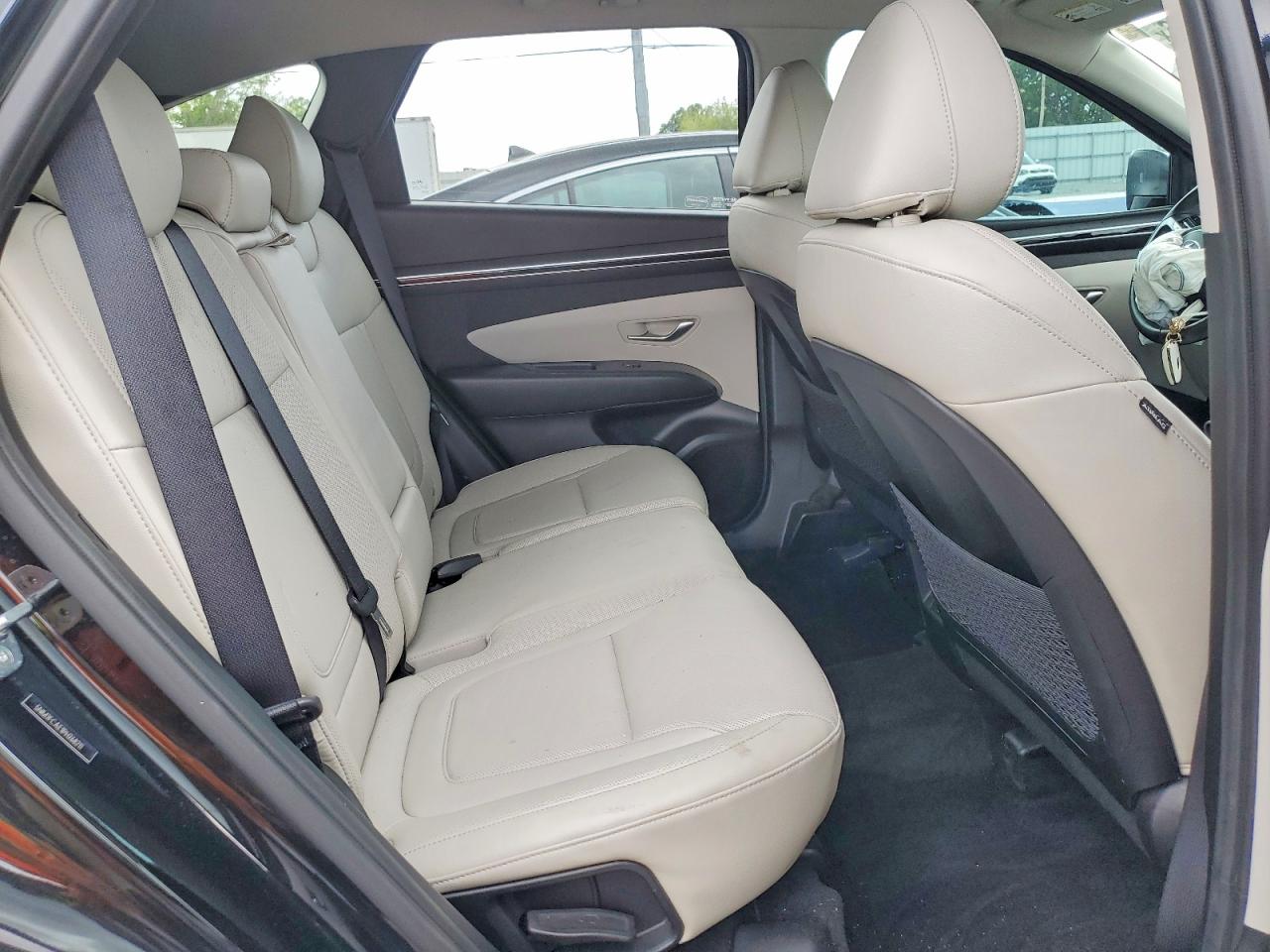 HYUNDAI TUCSON 2023 — 12