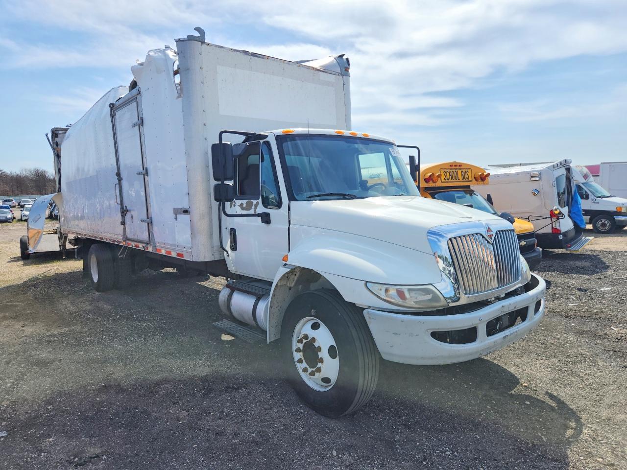 INTERNATIONAL 4000 2018 — 5
